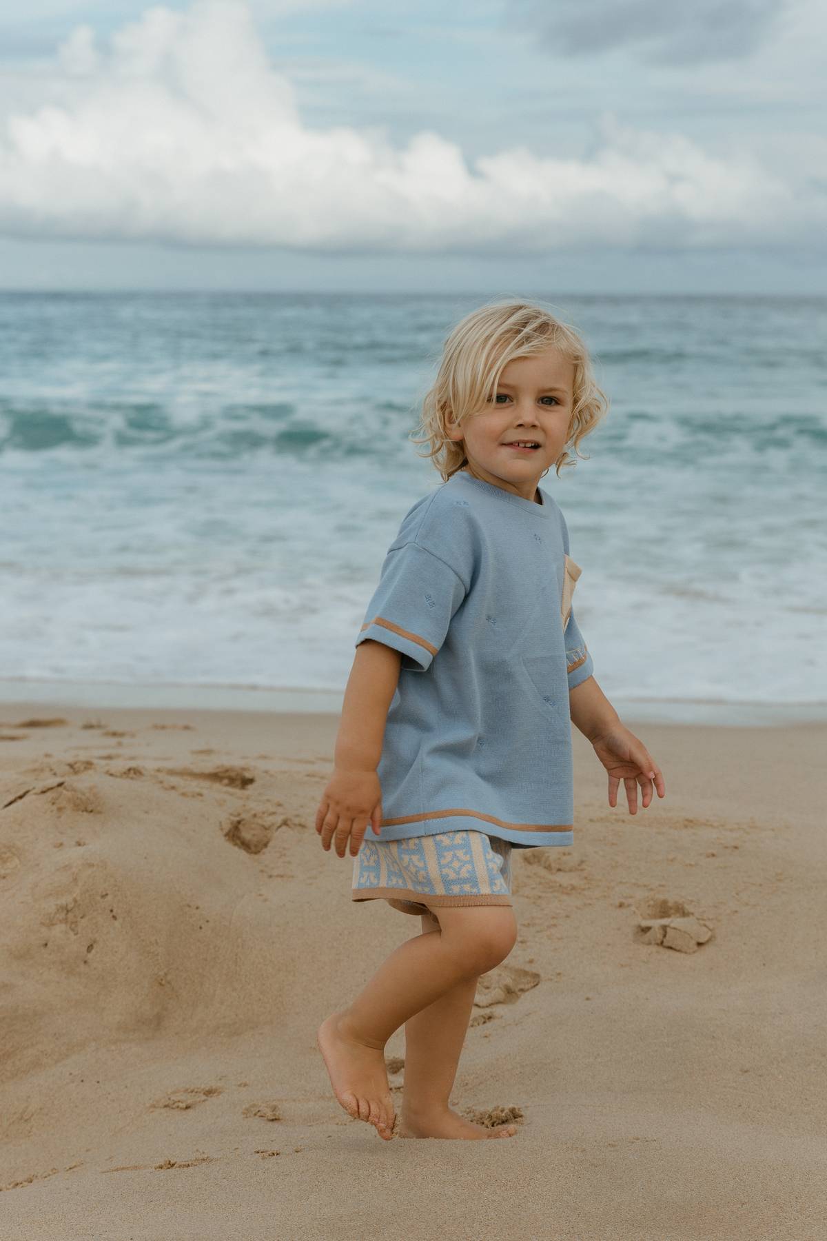 Oasis Tee | Shorebound Blue | WYLDE.